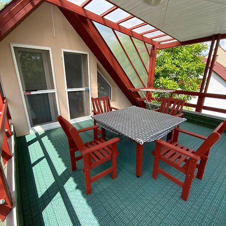 Gosy Apartmanok Siófok Esterno foto