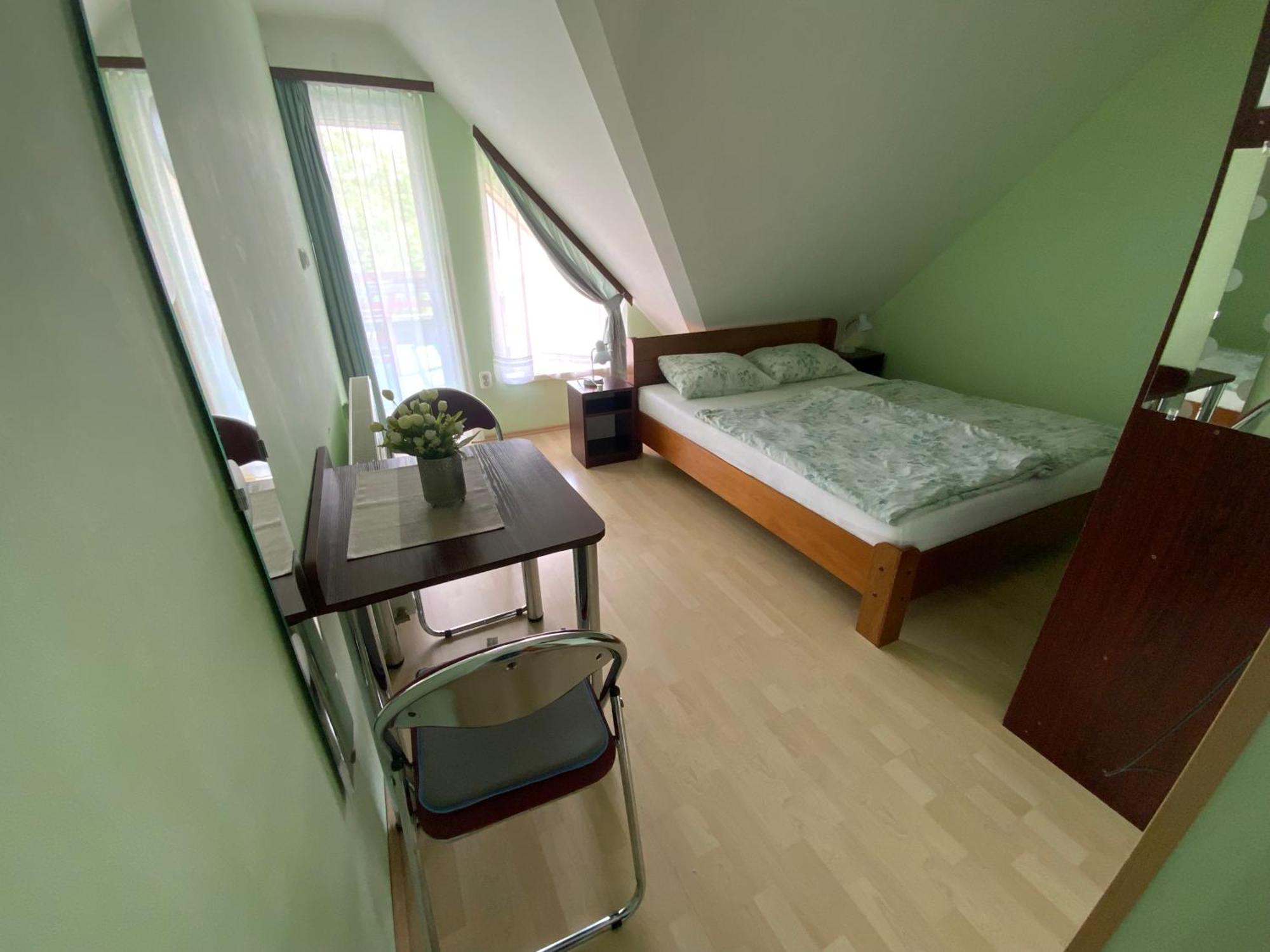 Gosy Apartmanok Siófok Esterno foto