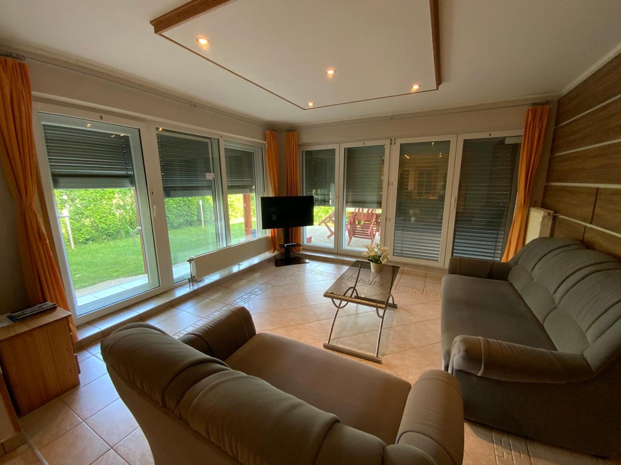 Gosy Apartmanok Siófok Esterno foto