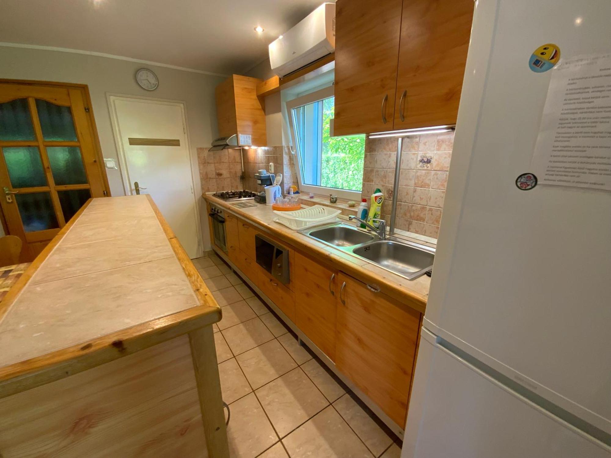 Gosy Apartmanok Siófok Esterno foto