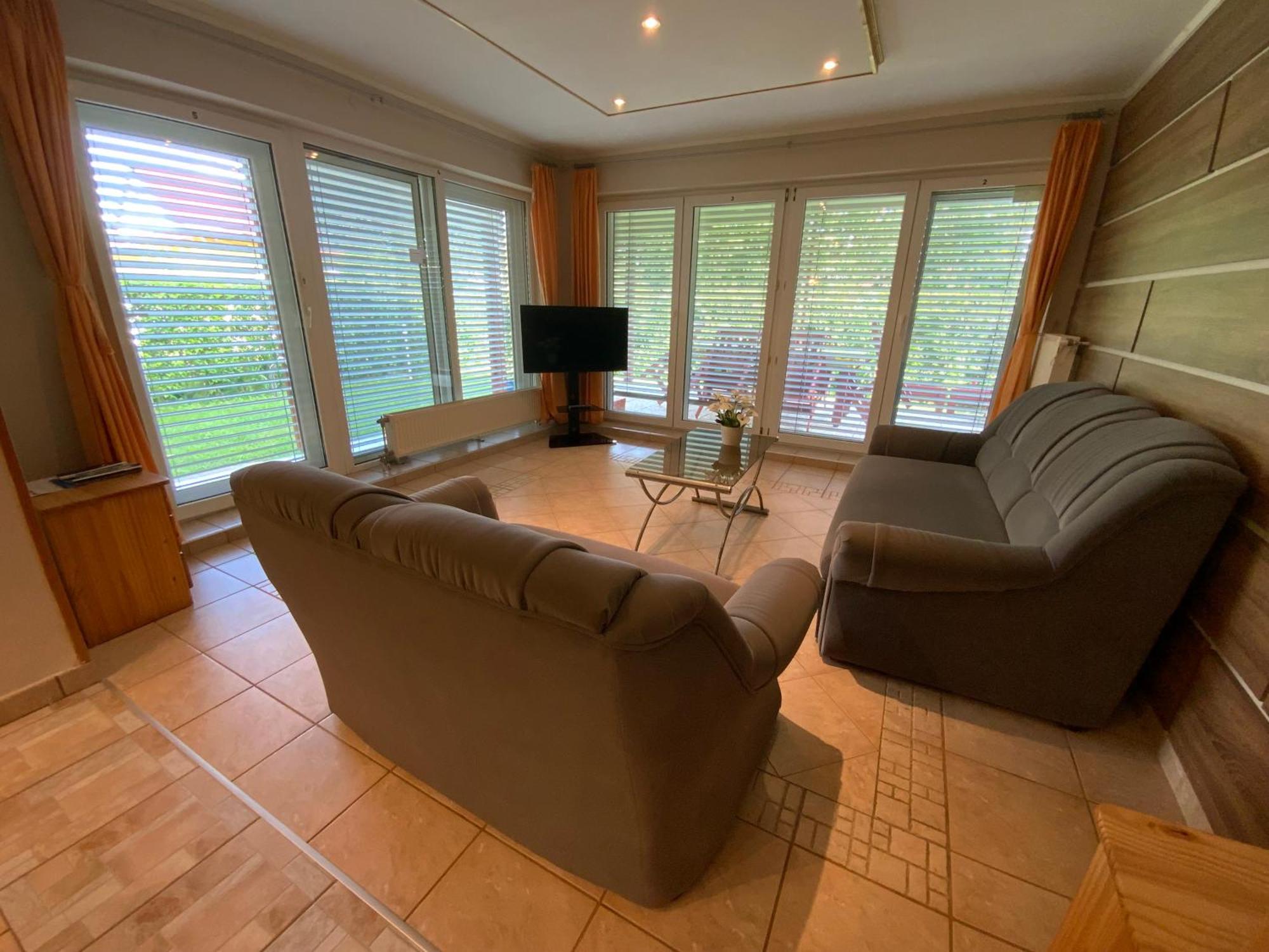 Gosy Apartmanok Siófok Esterno foto