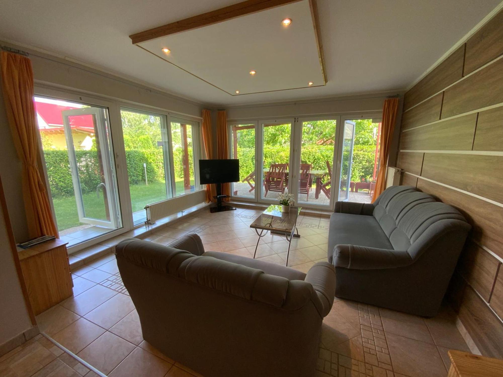 Gosy Apartmanok Siófok Esterno foto