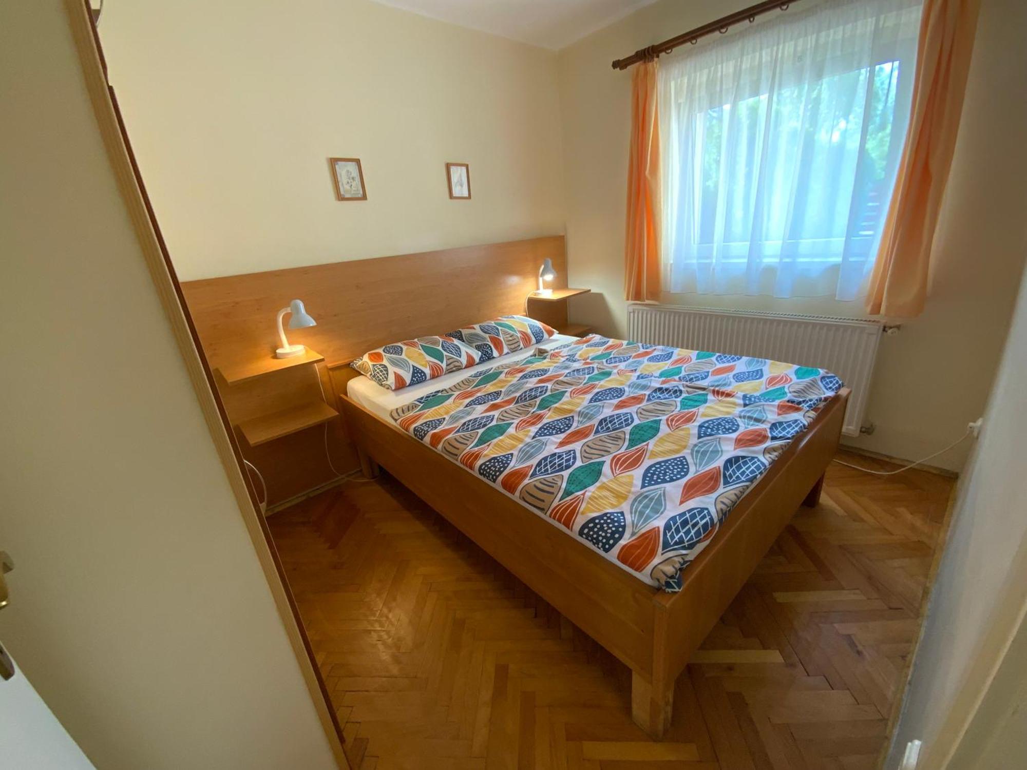 Gosy Apartmanok Siófok Esterno foto